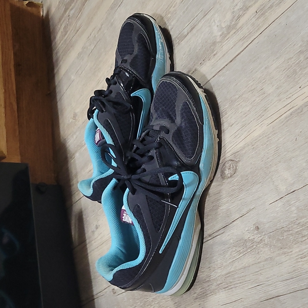 Nike training air prosper